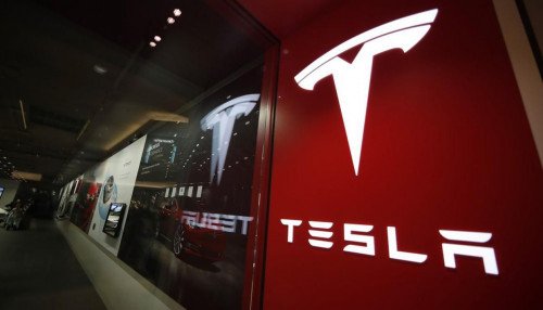Отчеты: Panasonic и Tesla намерены утилизировать солнечные панели